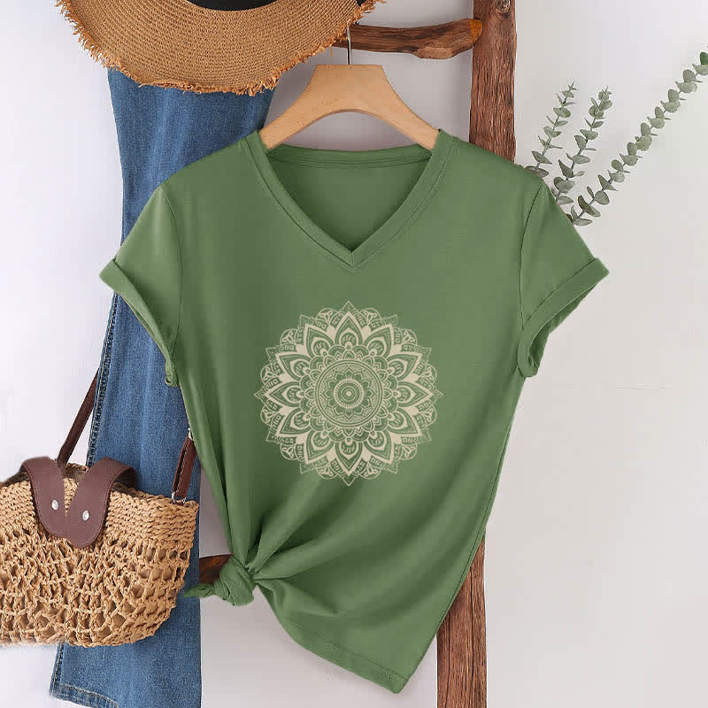 T-shirt de yoga à col en V et motif géométrique de fleur de lotus Olivenorma - Vert olive - 2XL - image 5