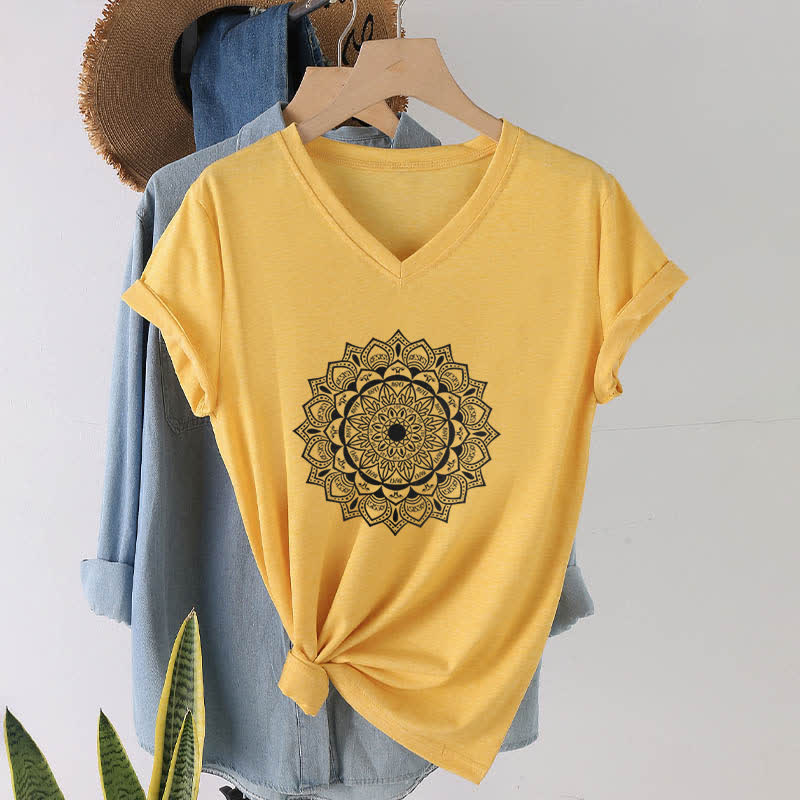 Olivenorma Mandala Lotus Boho Fleur Yoga T-shirt col V - Jaune - 2XL - image 15