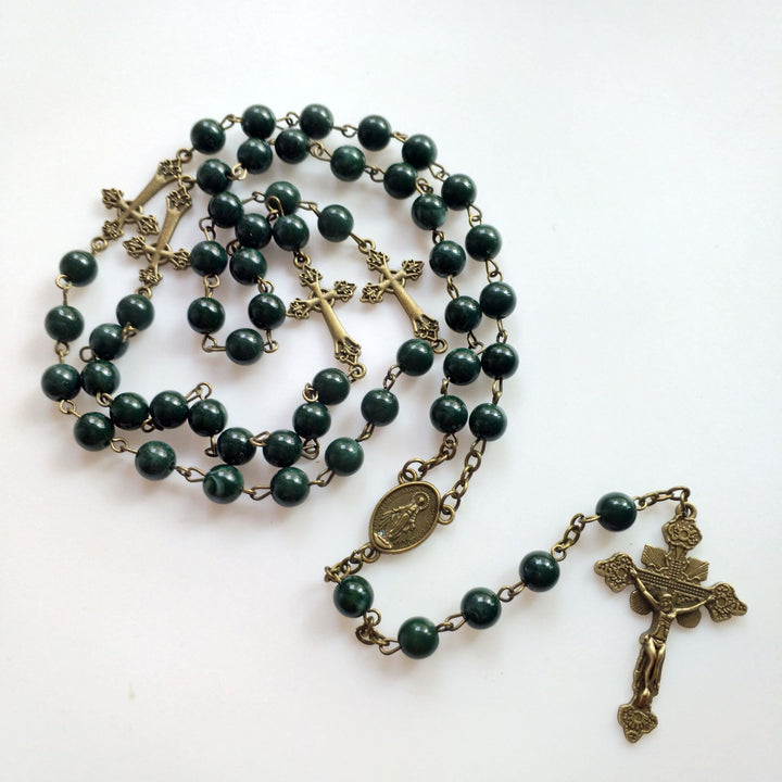 Collier chapelet avec pendentif en forme de croix en cuivre et malachite Olivenorma