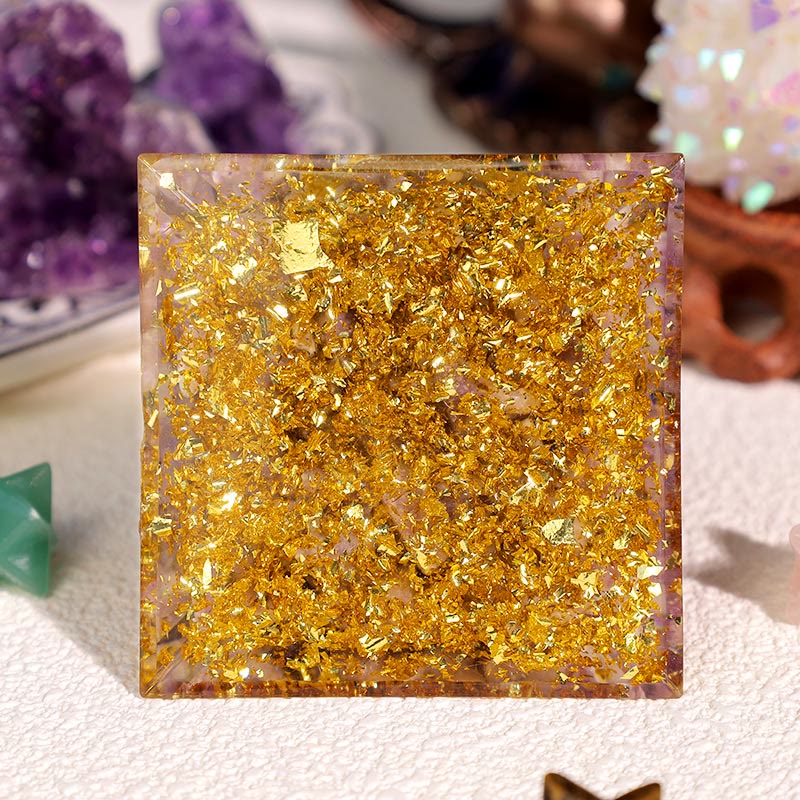 Pyramide d'orgone en lépidolite et quartz rose Olivenorma