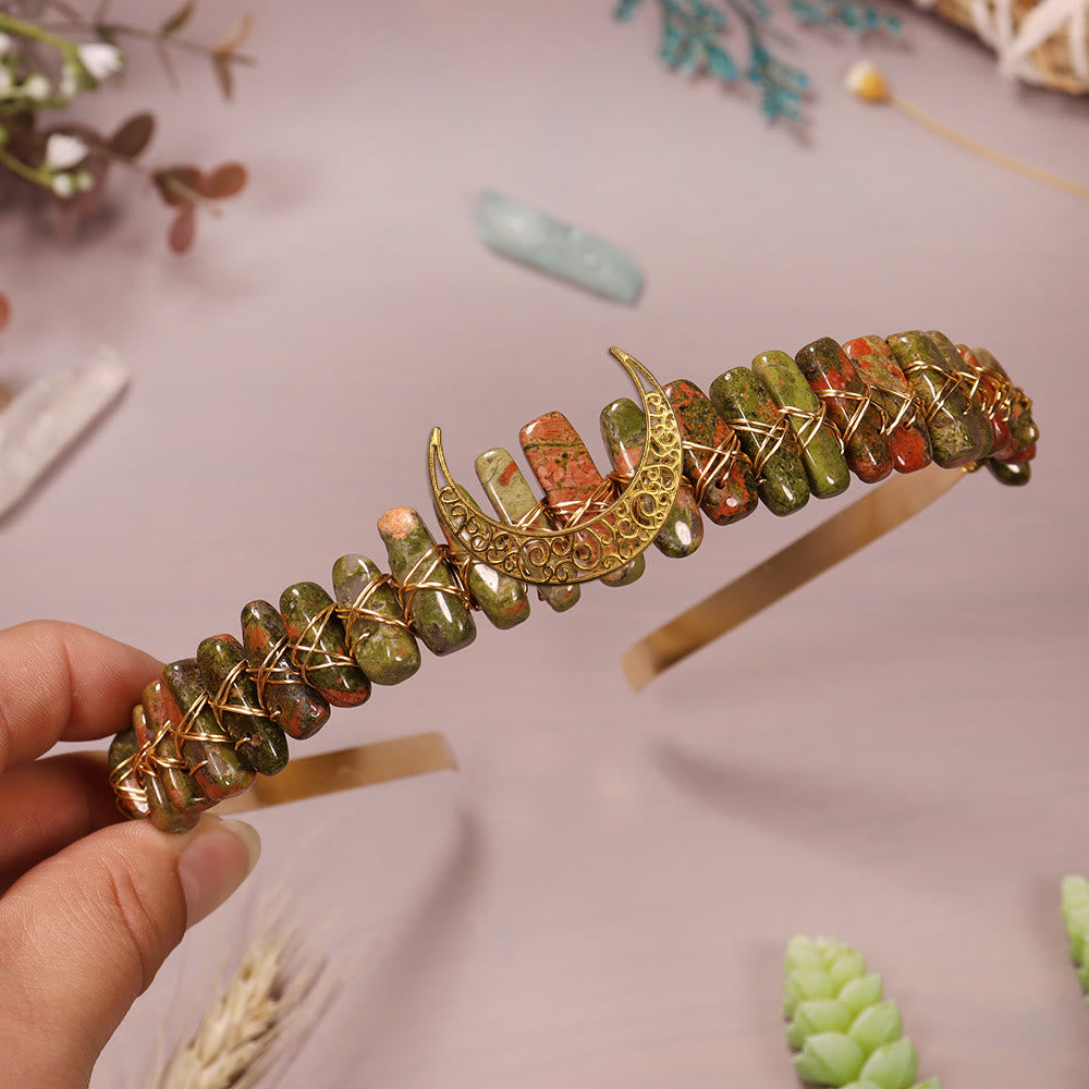 Couronne de cristal de lune en fil d'or et pierre naturelle Olivenorma