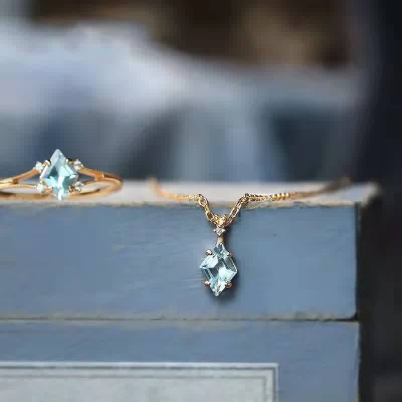 Collier délicat en tourmaline paraïba rhombique Olivenorma