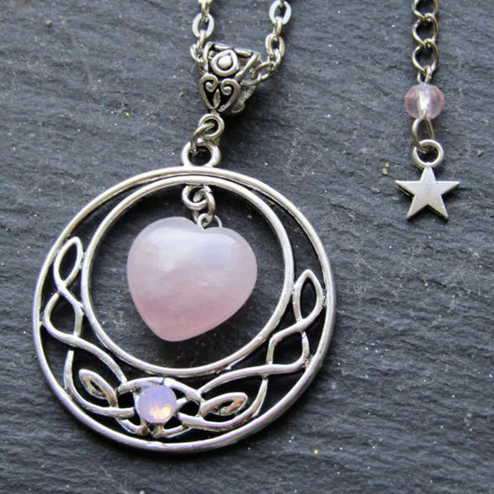 Collier Bohemia en quartz rose avec cœur, lune et étoile Olivenorma