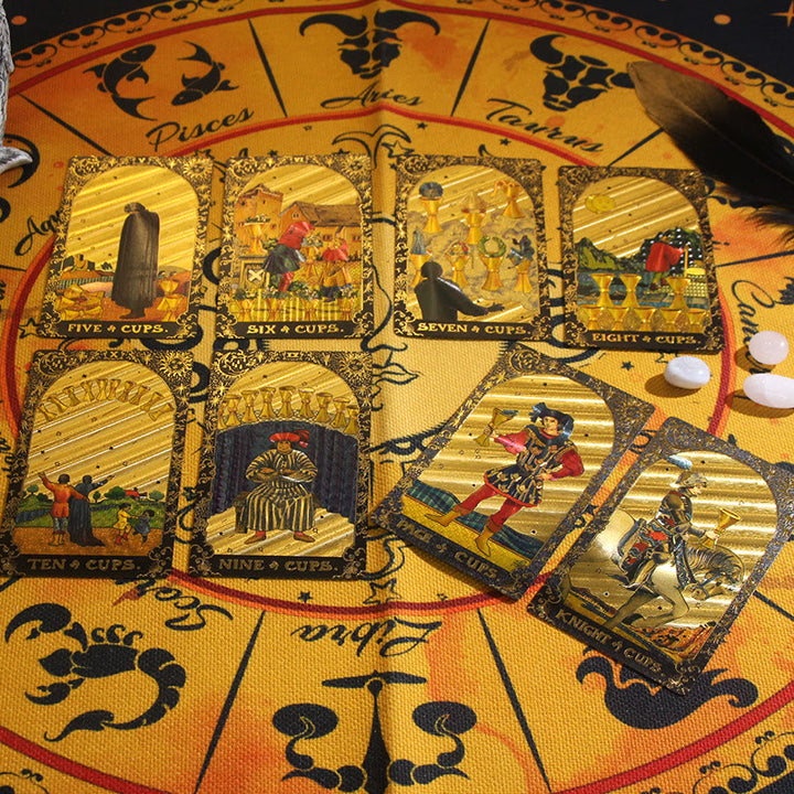 Cartes du jeu de tarot doré Olivenorma Black Gold Waite Foil