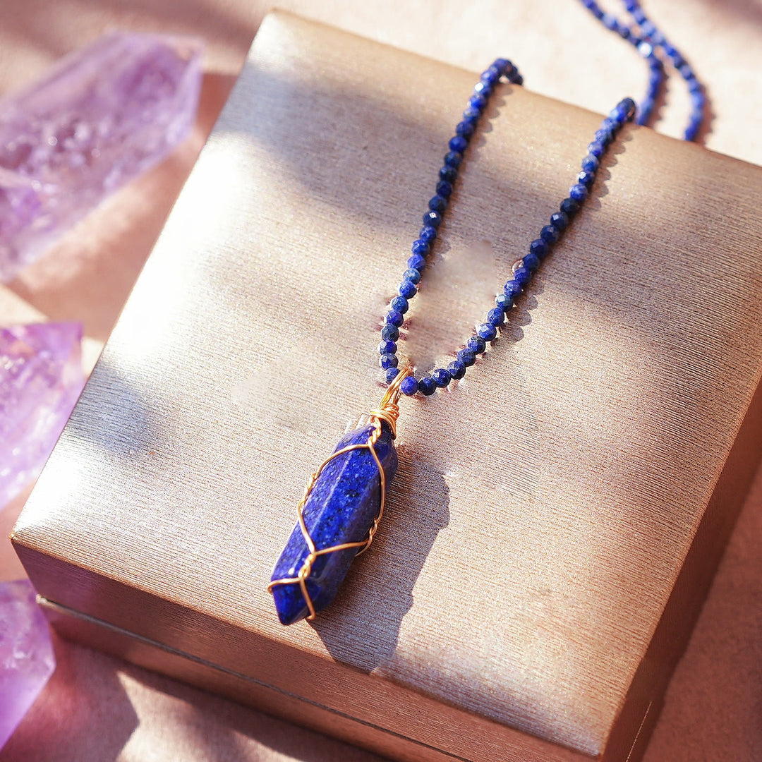 Collier pendule colonne en cristal de pierre brute naturelle Olivenorma