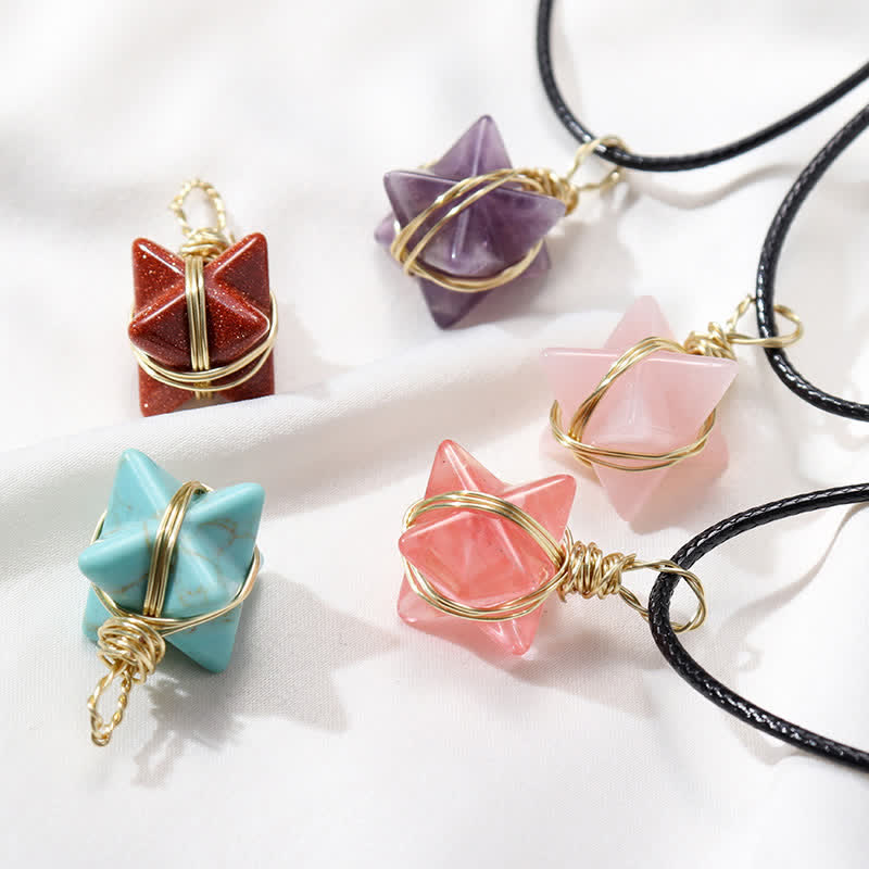 VÉHICULE DE LUMIÈRE DIVINE - Collier Merkaba en cristal