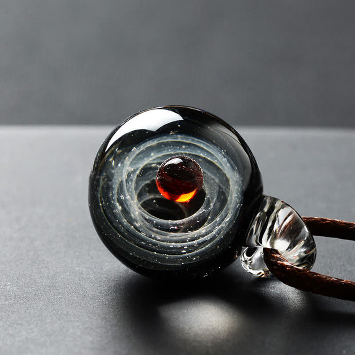 Collier fantaisie en verre avec ciel étoilé cosmique Olivenorma