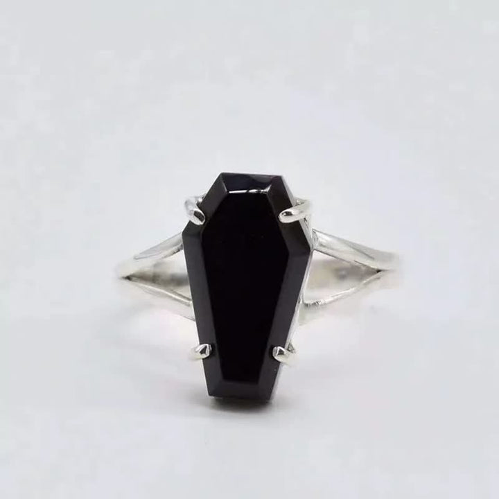 Bague cercueil en onyx noir Olivenorma