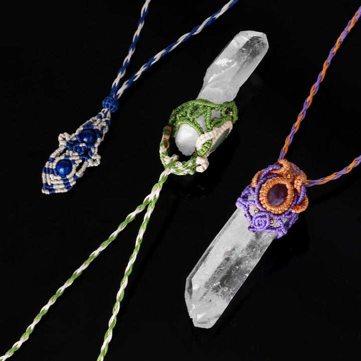 Collier pendentif en pierre naturelle tressée en quartz clair Olivenorma