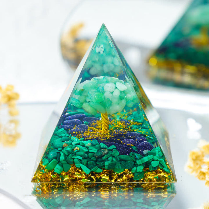 Olivenorma « Forêt verte » – Pyramide d'orgone de l'arbre de vie en malachite