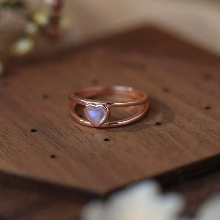 Bague en argent 925 en forme de cœur avec pierre de lune naturelle Olivenorma