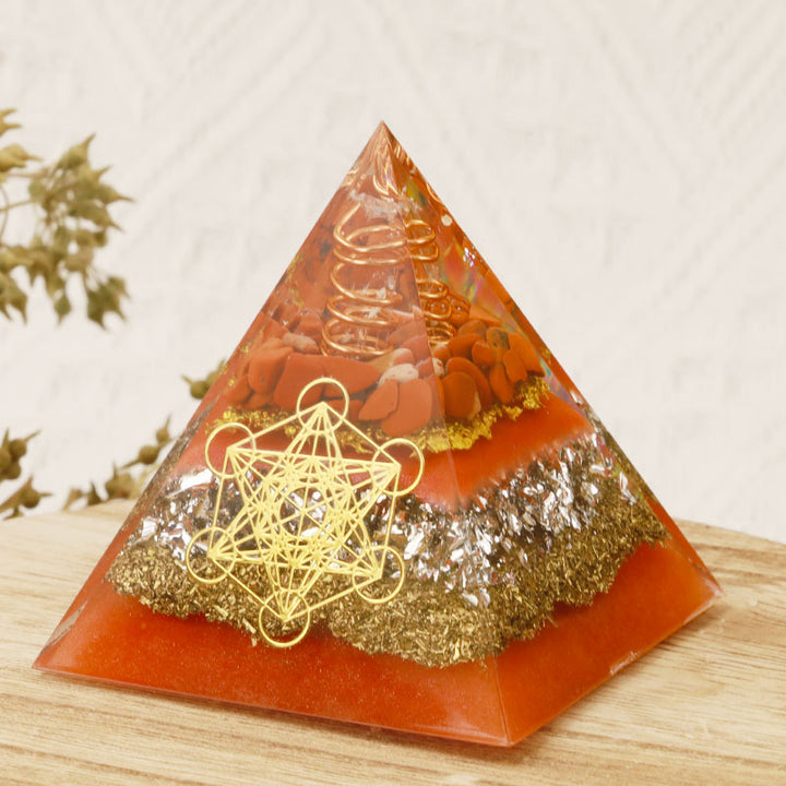 Pyramide d'orgone en cristal transparent Olivenorma Metatron's Cube