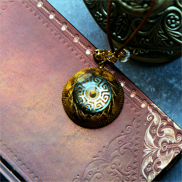 Collier pendentif œil de tigre Olivenorma Awakened Soul Collier orgone