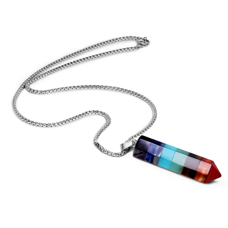 Collier en cristal hexagonal avec pierres précieuses chakra
