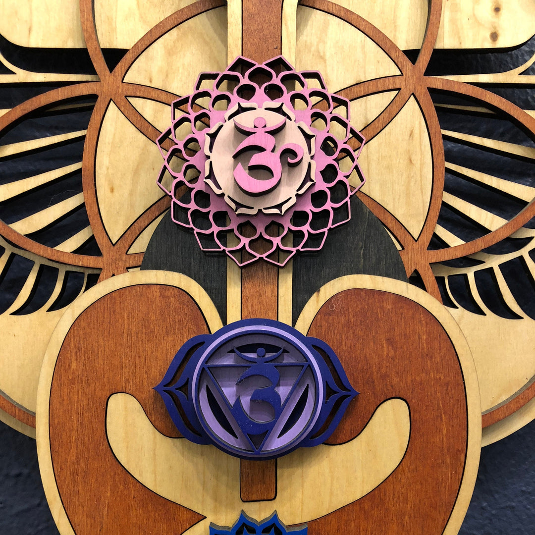 Décoration murale en bois teinté peinte à la main Olivenorma Kundalini Chakra