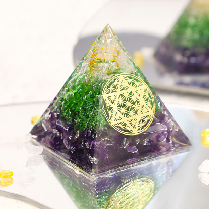 Pyramide d'orgone en cristal hexagramme de la fleur de vie Olivenorma