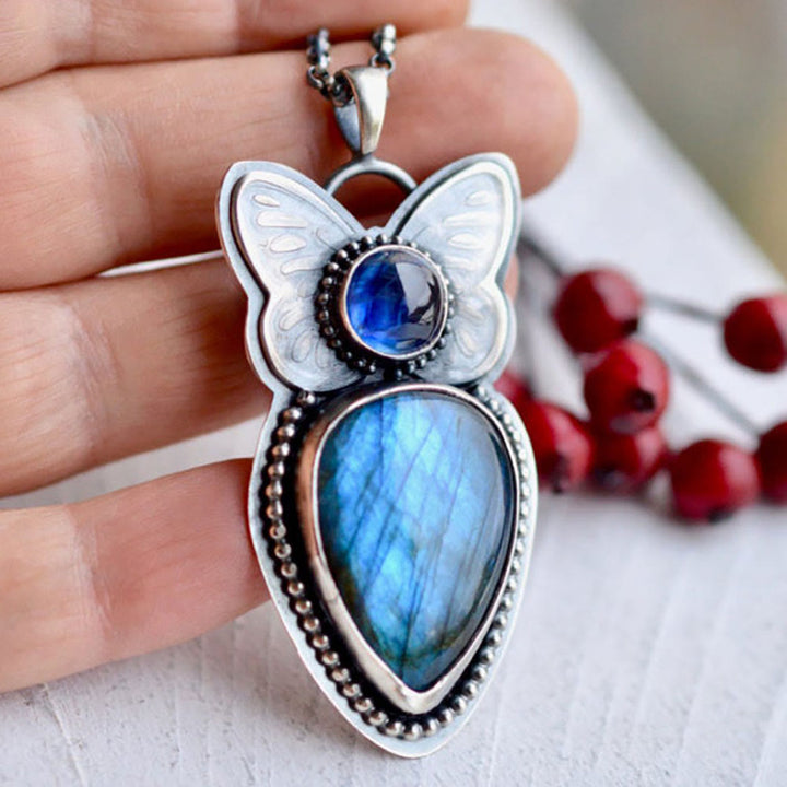 Pendentif en labradorite à motif papillon Olivenorma