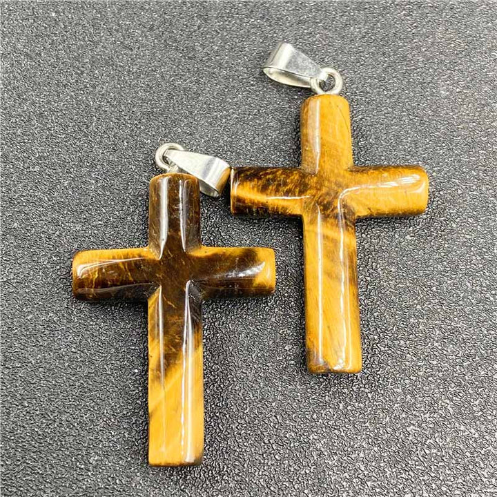 Pendentif de guérison en forme de croix en cristal naturel Olivenorma