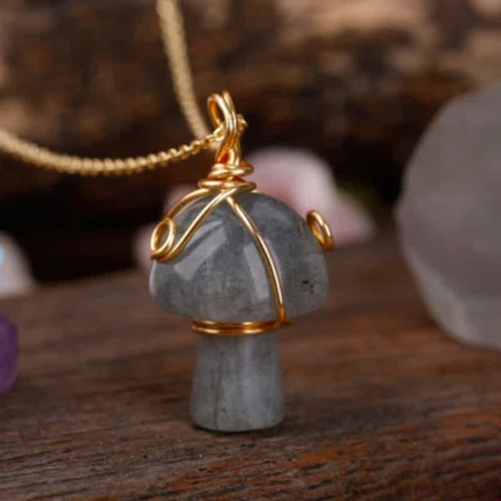 Collier champignon porte-bonheur en cristal naturel Olivenorma