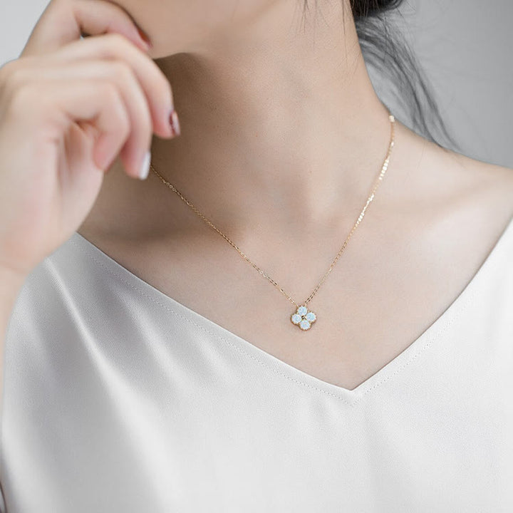 Collier en argent sterling S925 avec opale et trèfle à quatre feuilles Olivenorma