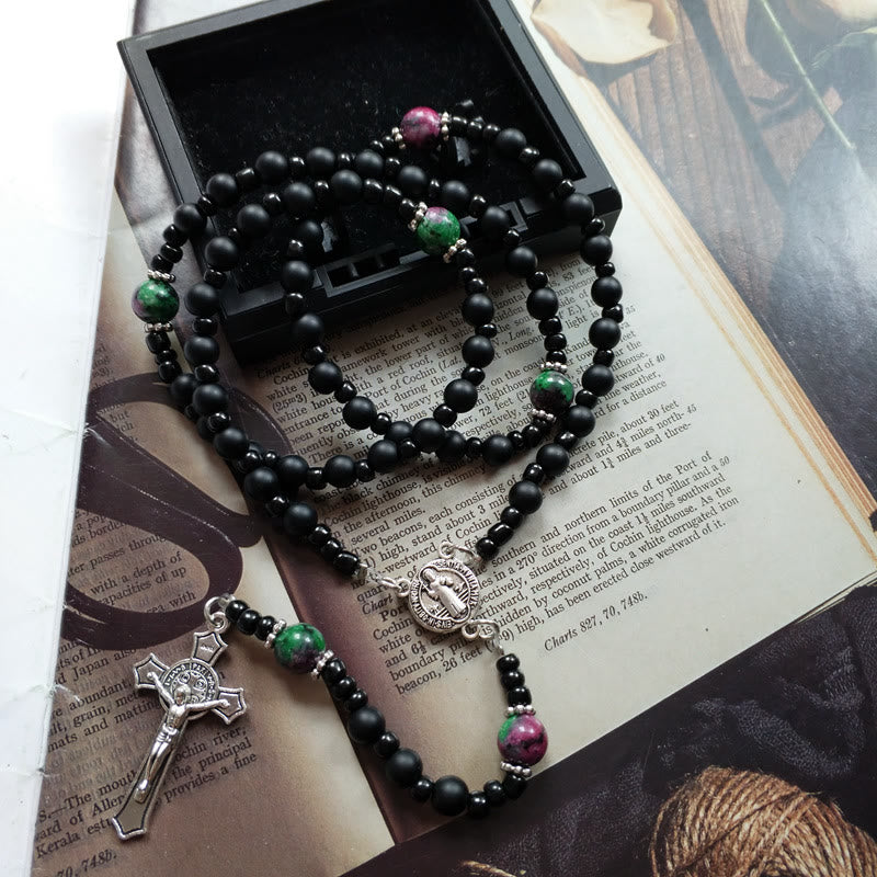 Collier chapelet en forme de croix avec onyx noir, rubis et zoïsite Olivenorma