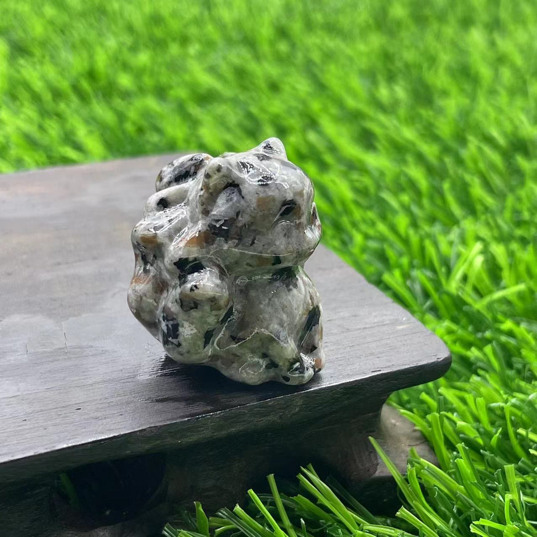 Décoration en pierre précieuse de renard à neuf queues en pierre naturelle Olivenorma de 3 cm