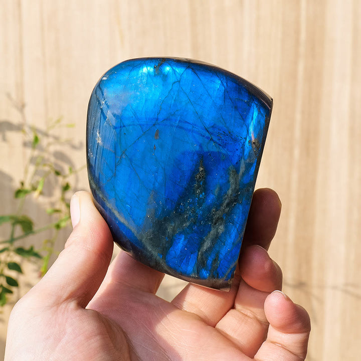 Pierre précieuse de décoration en pierre brute de labradorite naturelle Olivenorma
