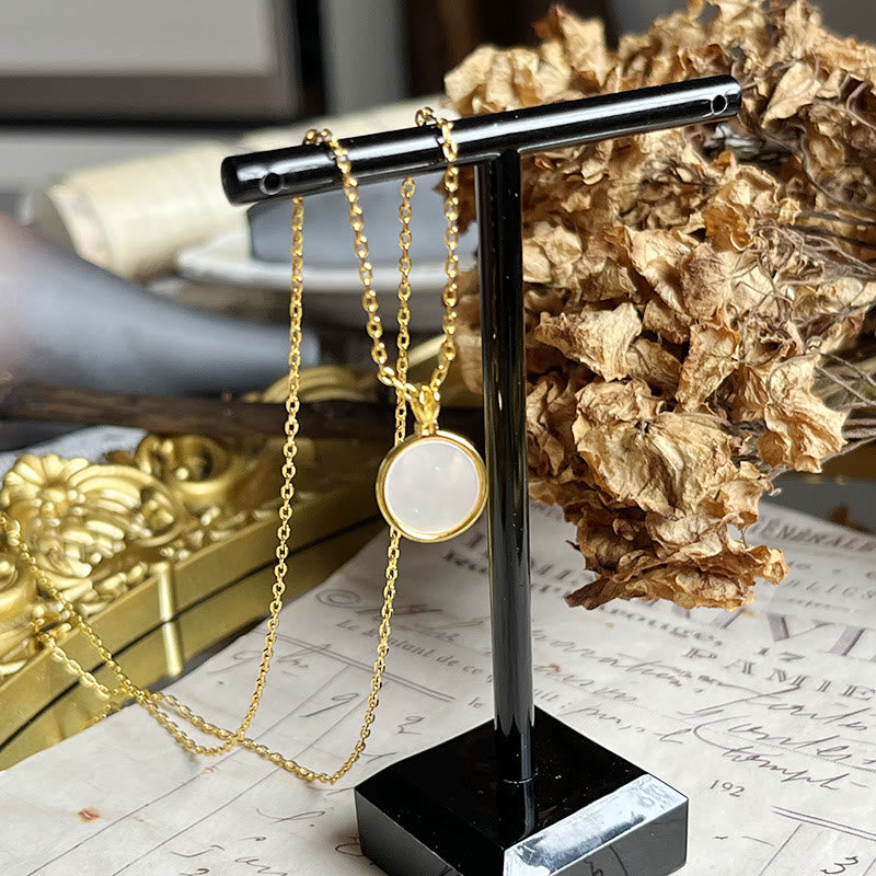 Collier pendentif rond en pierre de lune et fleur Olivenorma