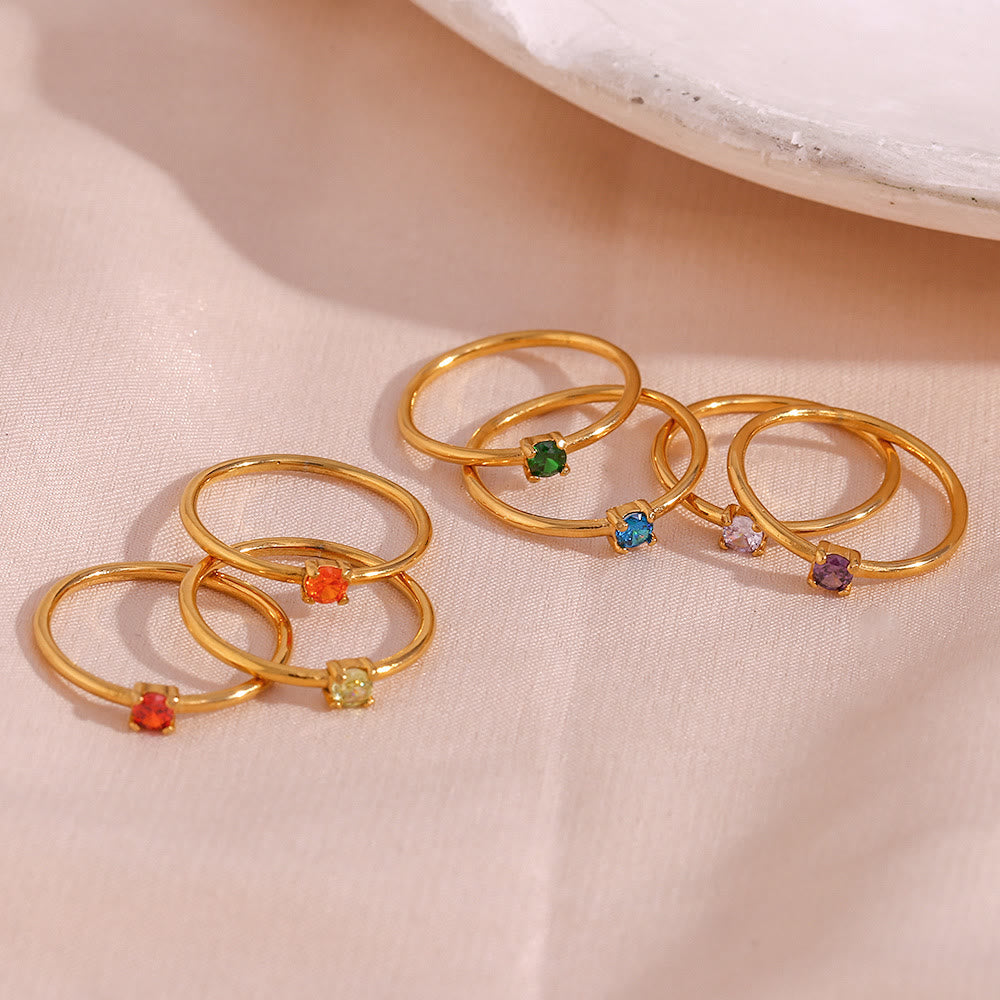 Bague simple en acier inoxydable plaqué 18 carats avec pierre de naissance Olivenorma