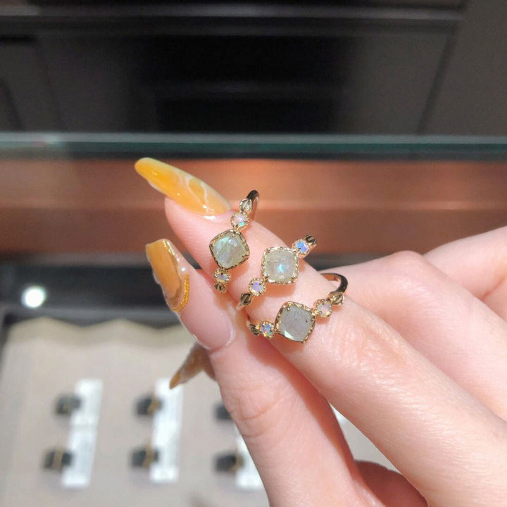 Collier avec anneau carré en pierre naturelle de labradorite Olivenorma