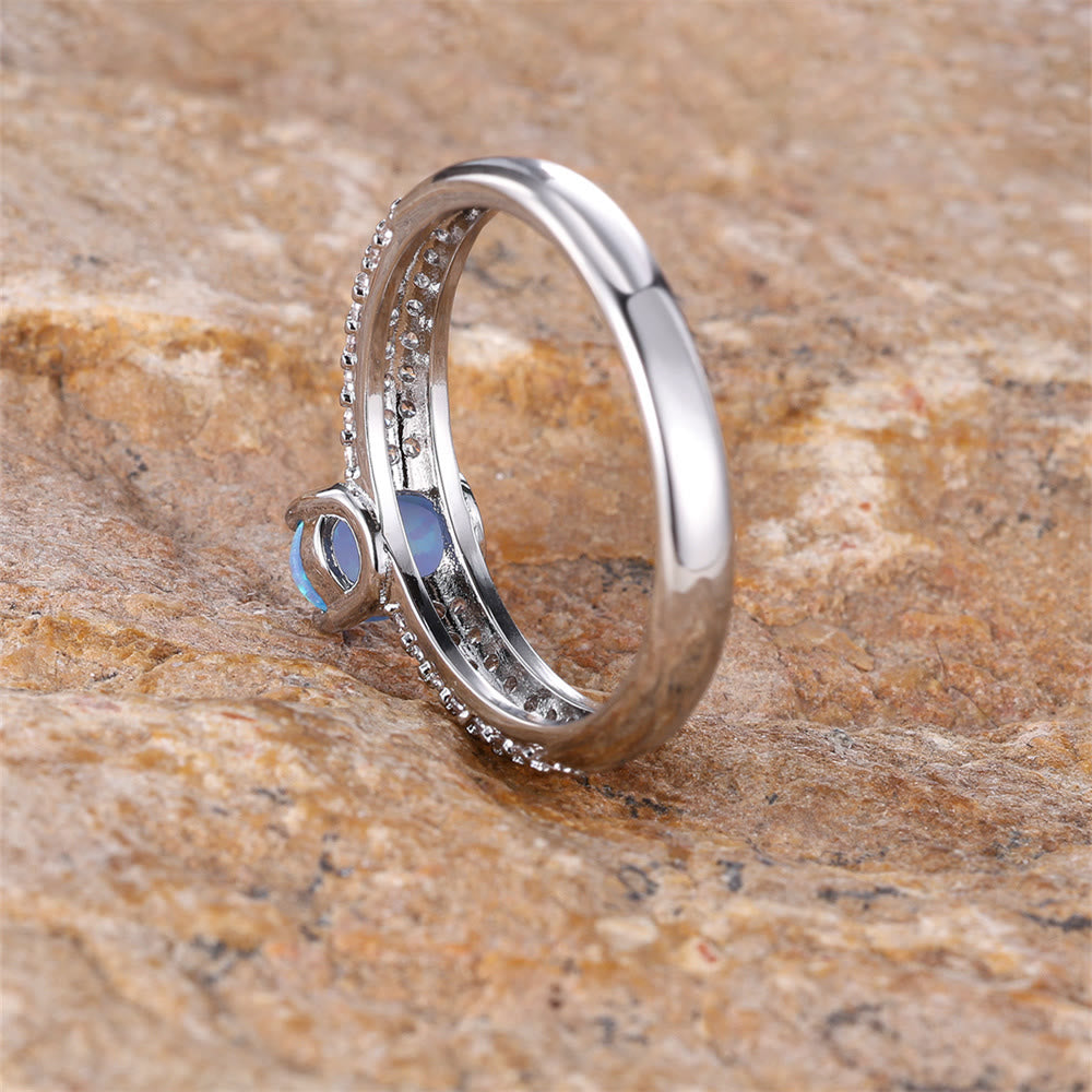 Bague à bande ronde en zircon opale « Shiny Elegance » Olivenorma