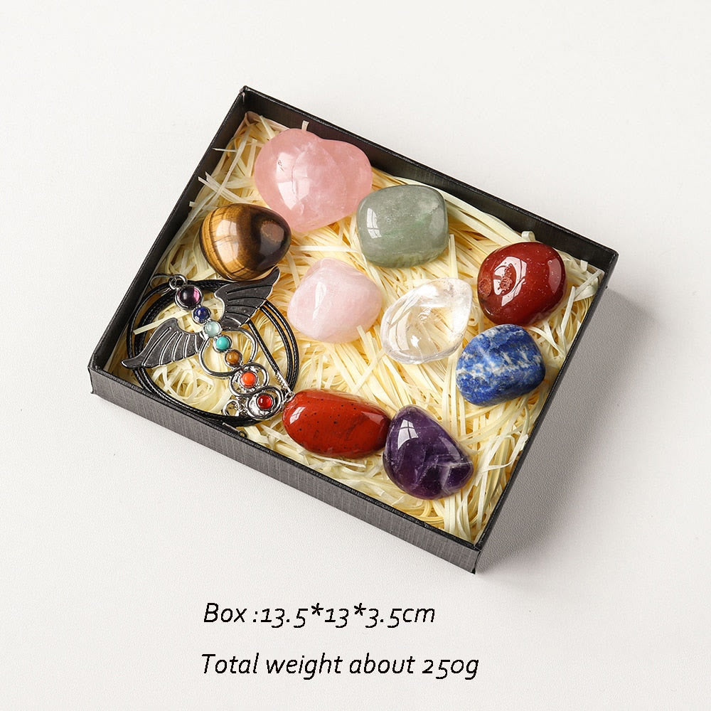 Ensemble de cristaux de pierres précieuses de chakra polies naturelles irrégulières de méditation Olivenorma