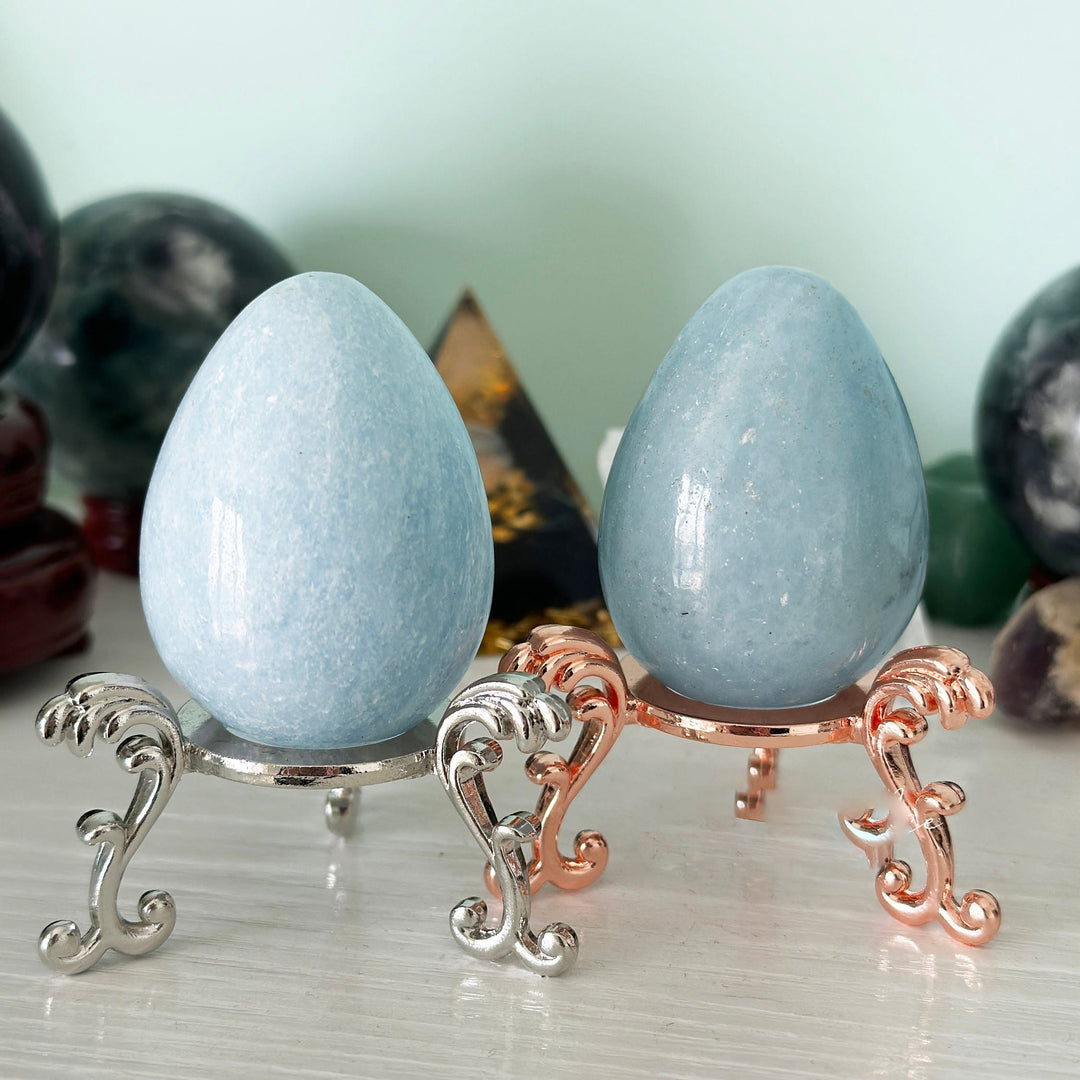 Œuf en cristal bleu aigue-marine poli Olivenorma en forme d'œuf