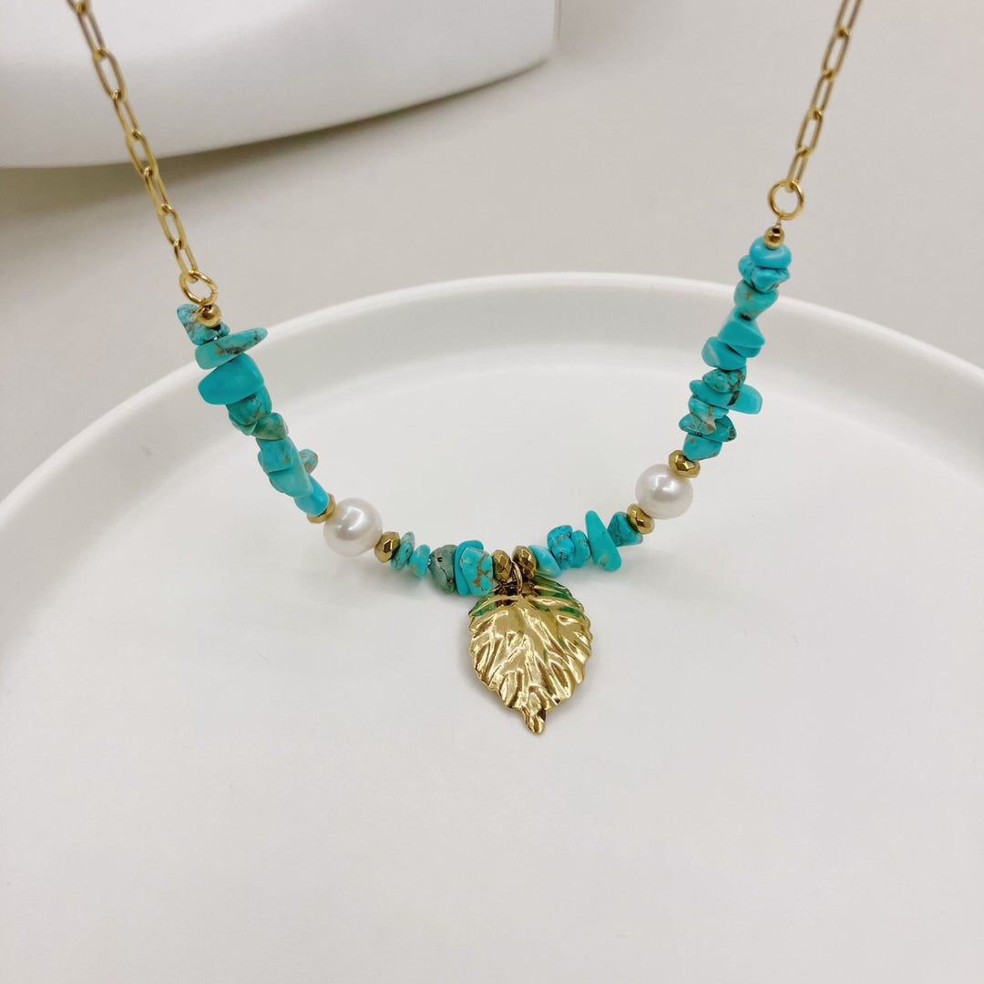 Collier pendentif en feuilles de turquoise irrégulières naturelles Olivenorma