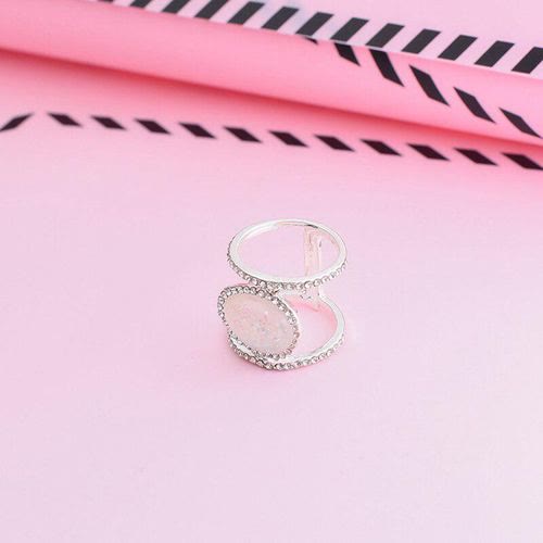 Bague en pierre de lune irrégulière Olivenorma