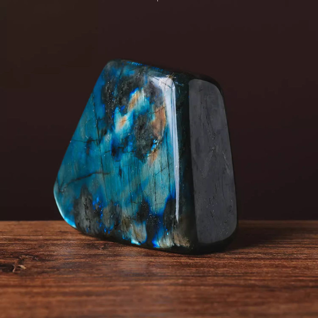 Pierre précieuse de décoration en pierre brute de labradorite naturelle Olivenorma