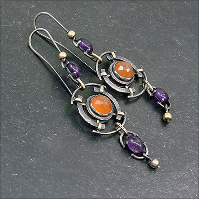 Boucles d'oreilles de sorcière en cristal incrusté de disque rétro Olivenorma