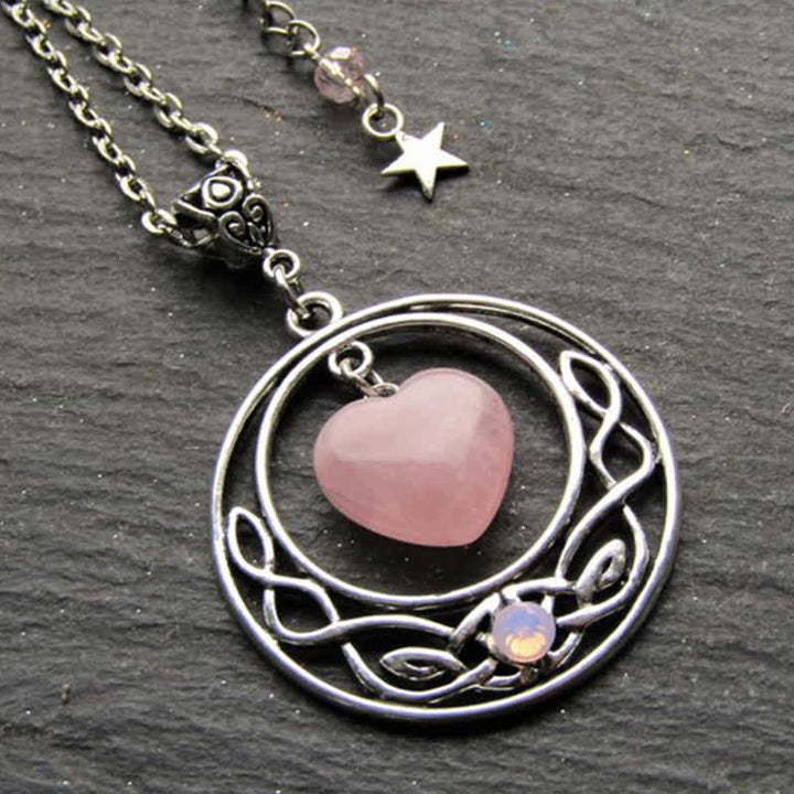 Collier Bohemia en quartz rose avec cœur, lune et étoile Olivenorma