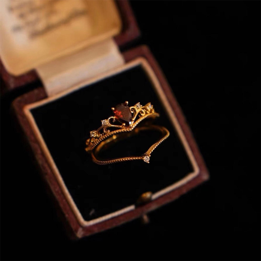 Ensemble de bagues ajustables empilables avec couronne en grenat rouge Olivenorma