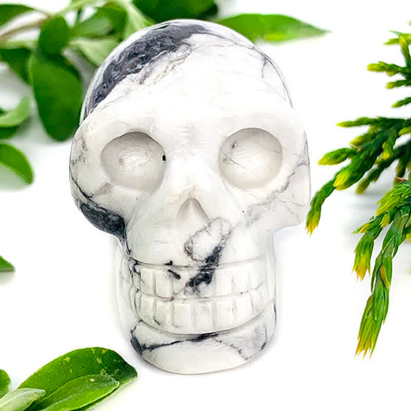 Décoration d'Halloween en forme de crâne en cristal naturel Olivenorma