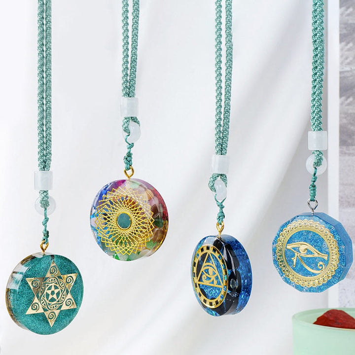 Collier d'orgone en cristal naturel Olivenorma