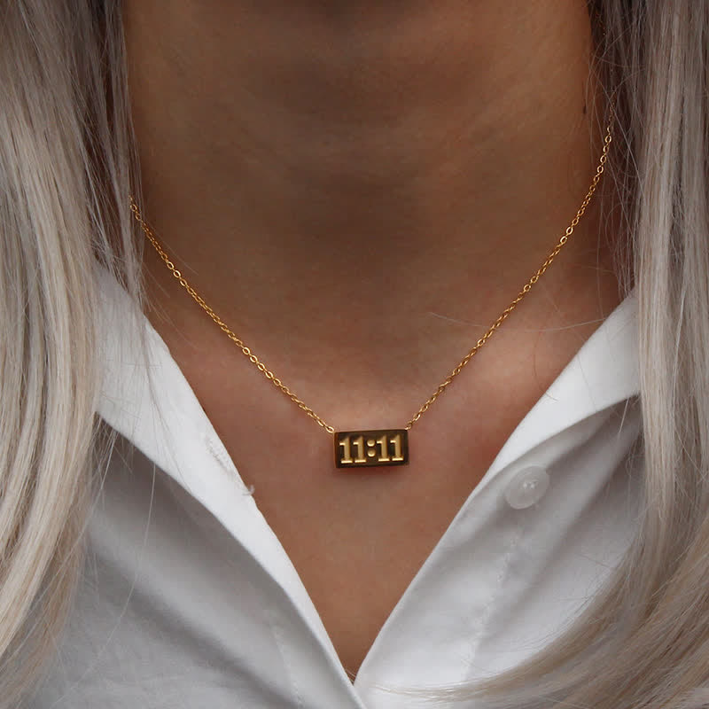 Collier et bague délicats avec le numéro angélique Olivenorma 11:11