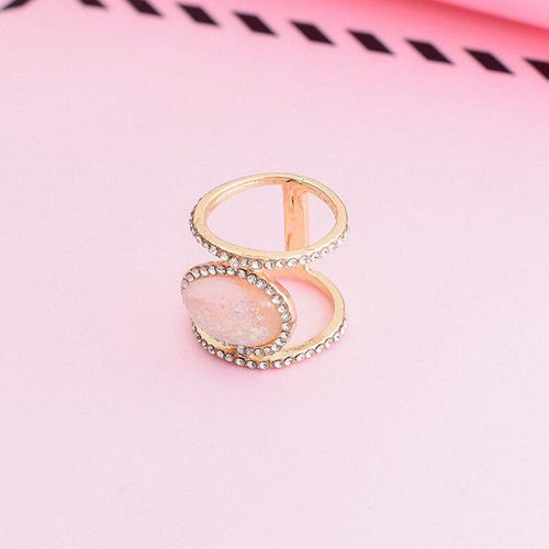 Bague en pierre de lune irrégulière Olivenorma