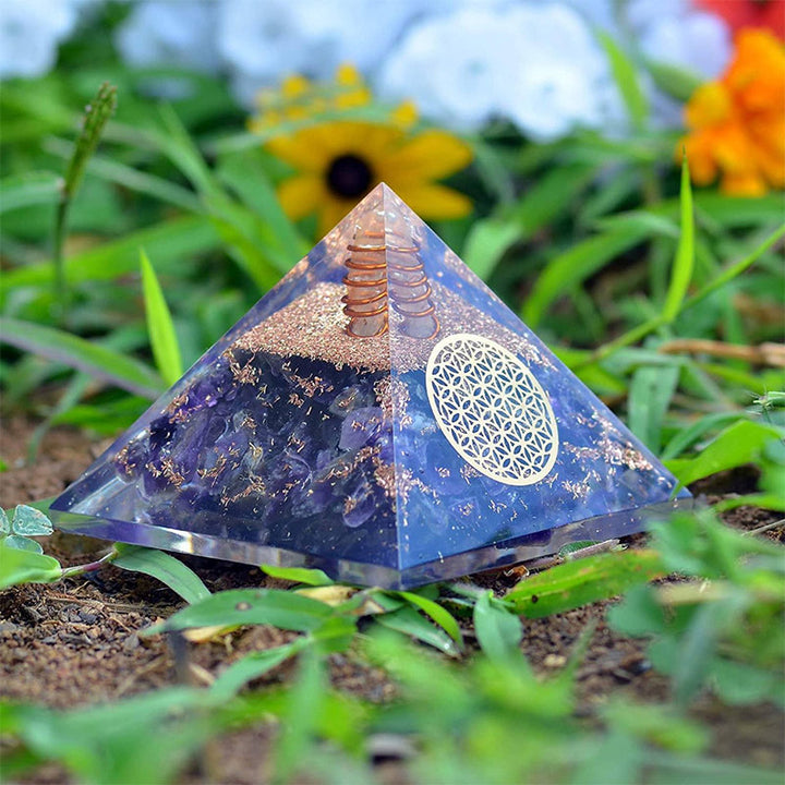 Pyramide d'orgone fleur de vie en améthyste Olivenorma