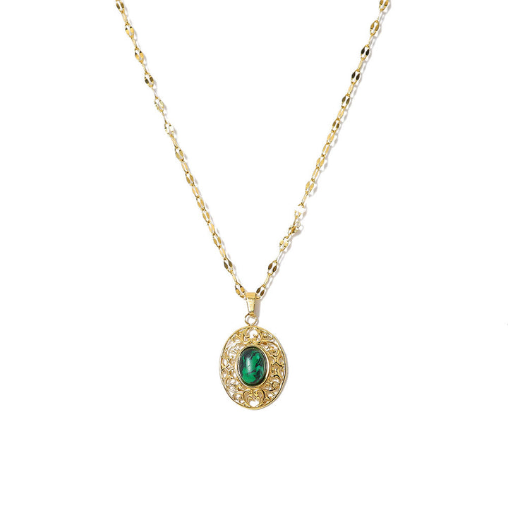 Collier pendentif ovale vert turquoise africain Olivenorma