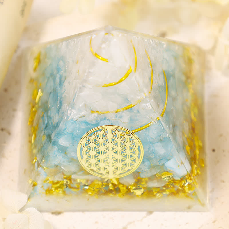 Pyramide d'orgone Fleur de vie en pierre de lune Olivenorma