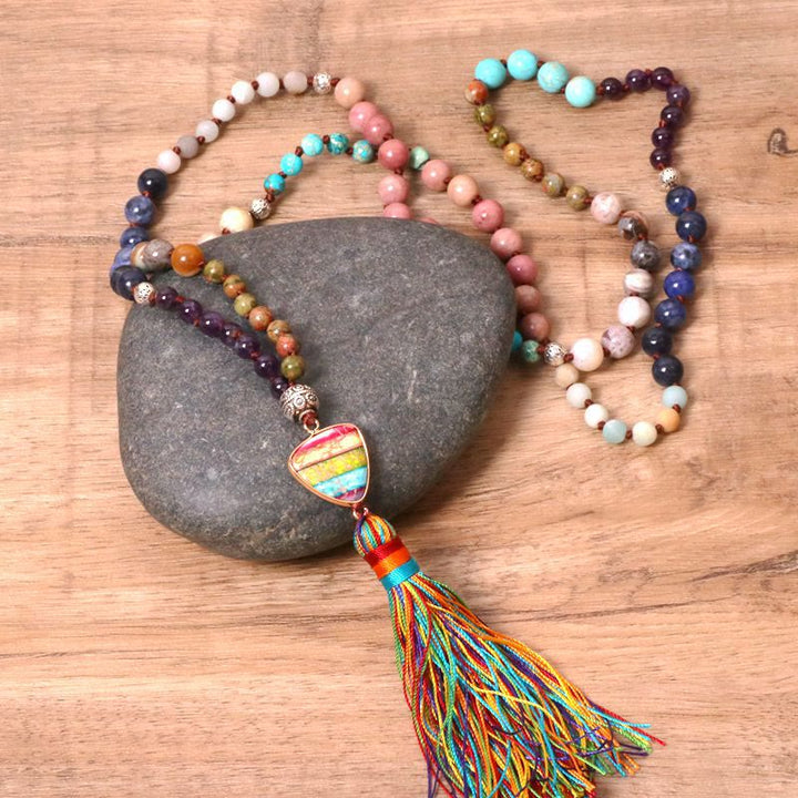 Collier Mala avec pendentif en forme de triangle chakra en pierres naturelles magnifiques Olivenorma