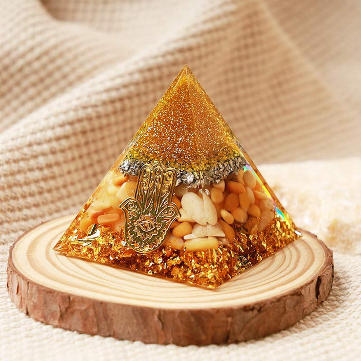 Pyramide d'orgone de protection Hamsa en jade jaune Olivenorma