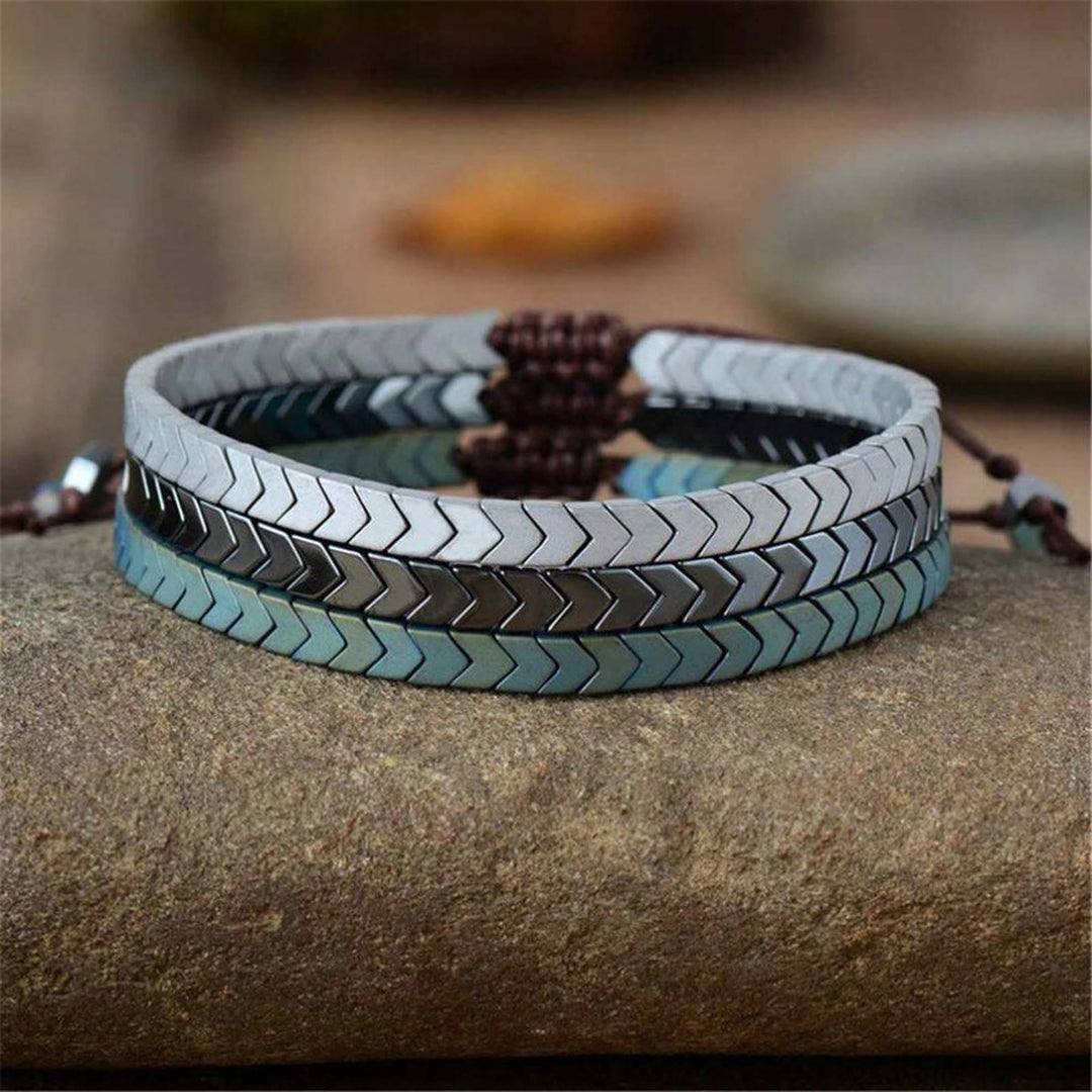 Bracelet ajustable Olivenorma en hématite mate avec flèches