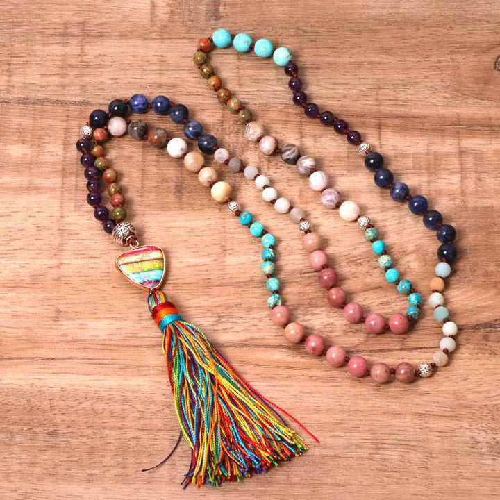 Collier Mala avec pendentif en forme de triangle chakra en pierres naturelles magnifiques Olivenorma